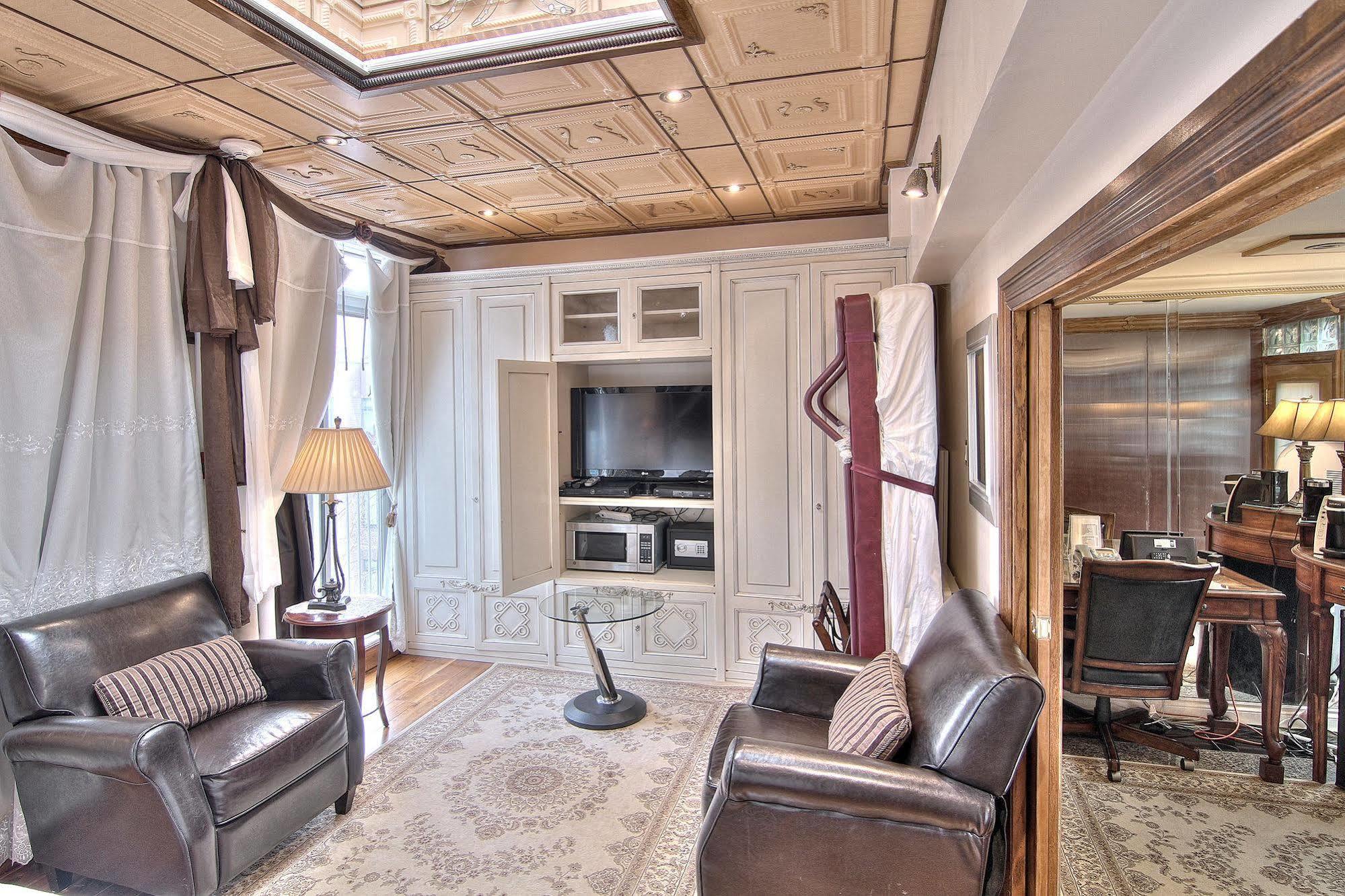 Chateau Saint-Marc Montreal Luaran gambar