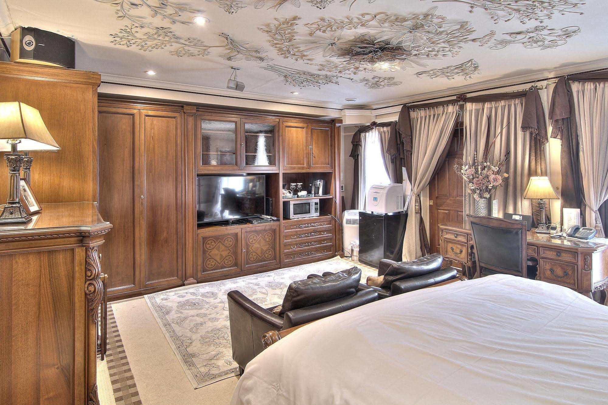 Chateau Saint-Marc Montreal Luaran gambar