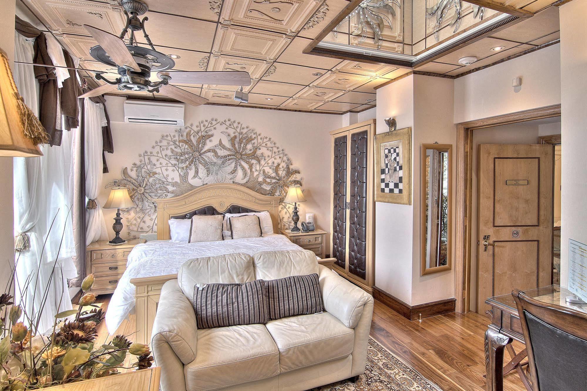 Chateau Saint-Marc Montreal Luaran gambar