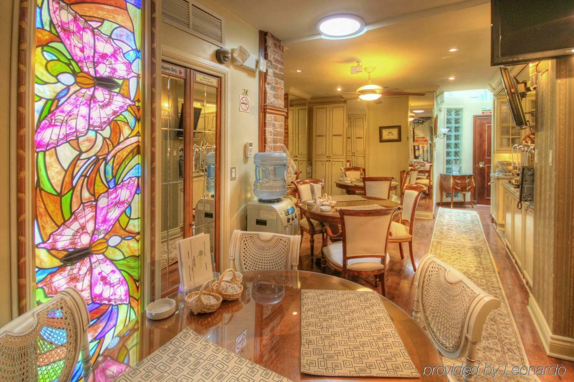 Chateau Saint-Marc Montreal Restoran gambar